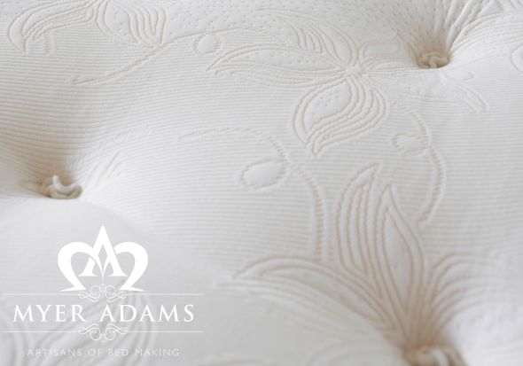 Sandringham Divan - Shown in plush velvet mink 
