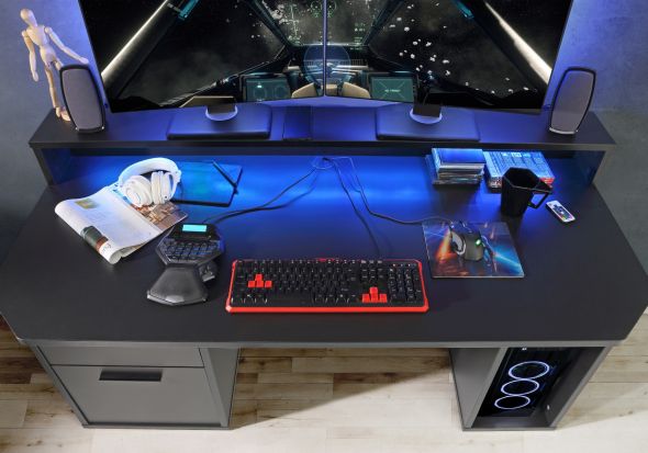 Flair Power Z Gaming Desk