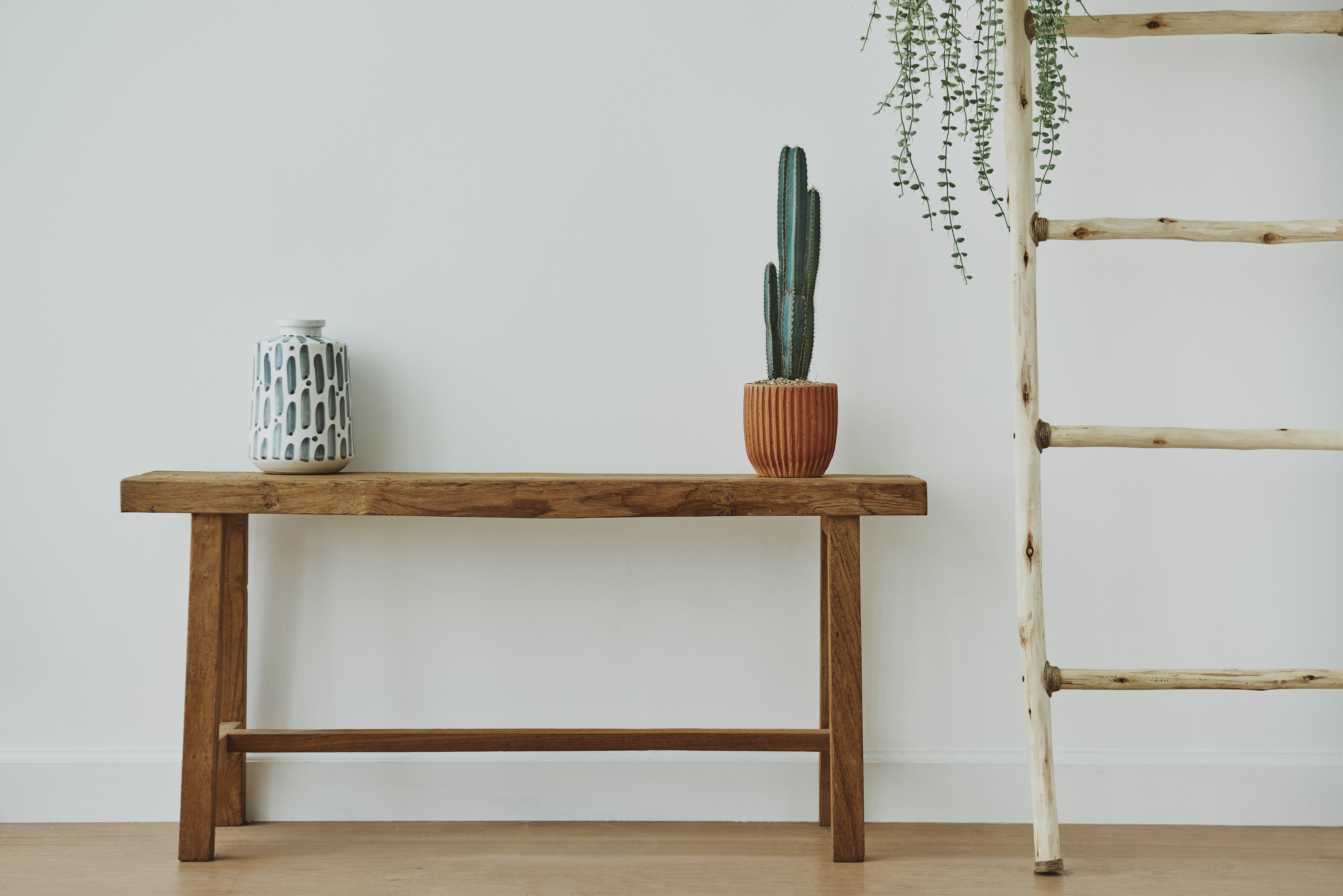 japanese vase cactus wooden bench min japanese vase cactus wooden bench min